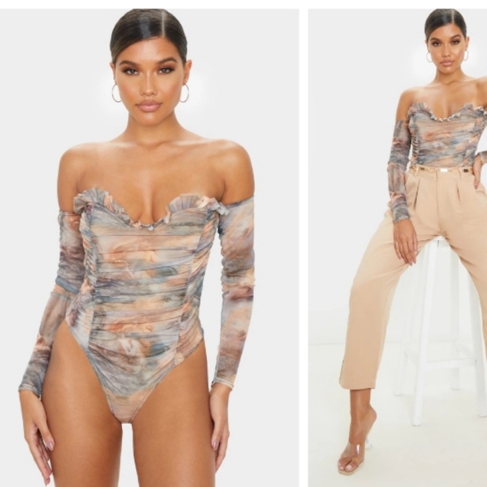 New Multi Water Renaissance Printed Mesh Ruched Bardot Bodysuit size US 4 - Picture 2 of 8